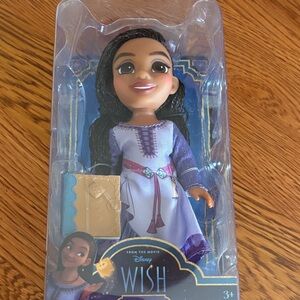 Disney Wish Doll Asha in Purple  Outfit. NEW in BOX